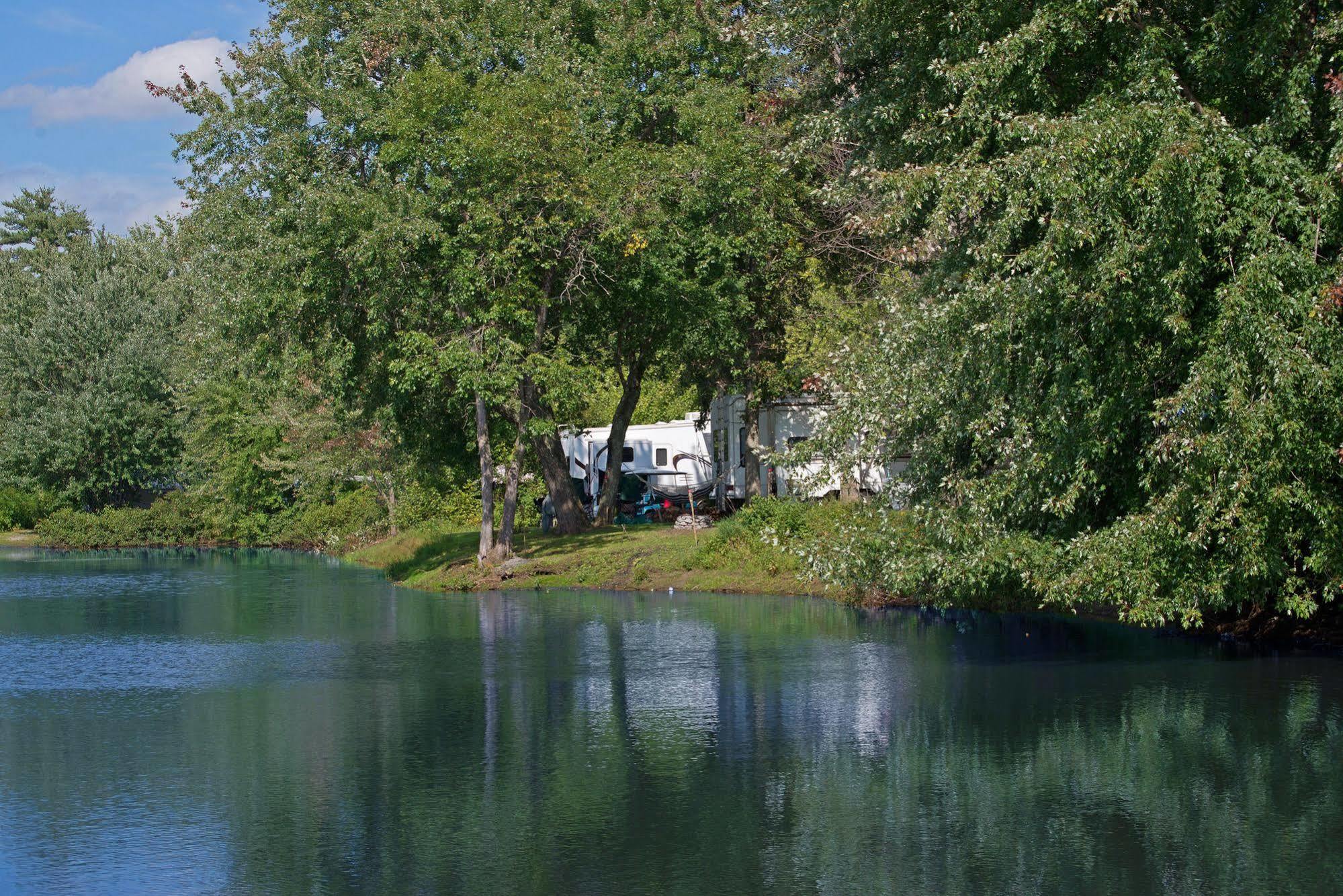 Lake George Escape - Campground Warrensburg Exterior foto
