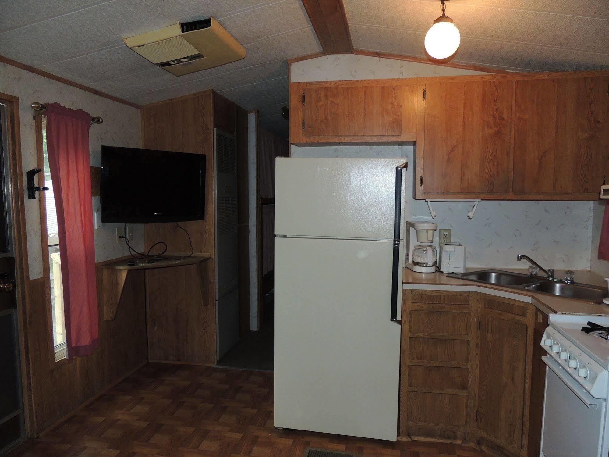 Lake George Escape - Campground Warrensburg Exterior foto